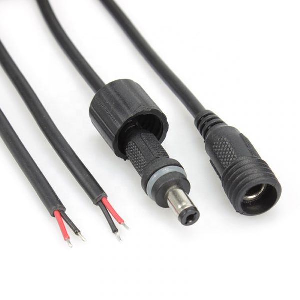 DC5.5×2.1Câble d'alimentation étanche pour bande LED mm